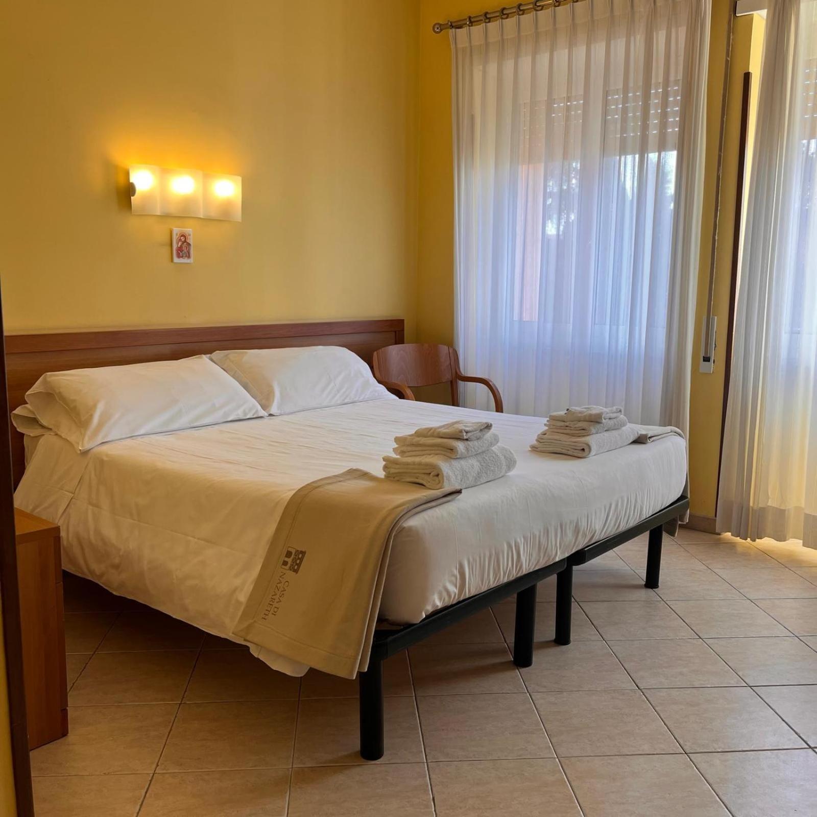 La Casa Di Nazareth Hotel Rome Exterior photo